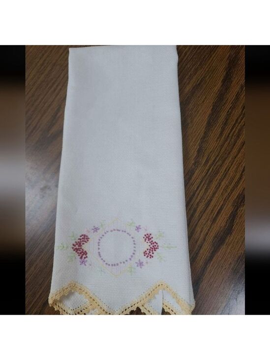Other - Vintage Guest Linen Hand Towel